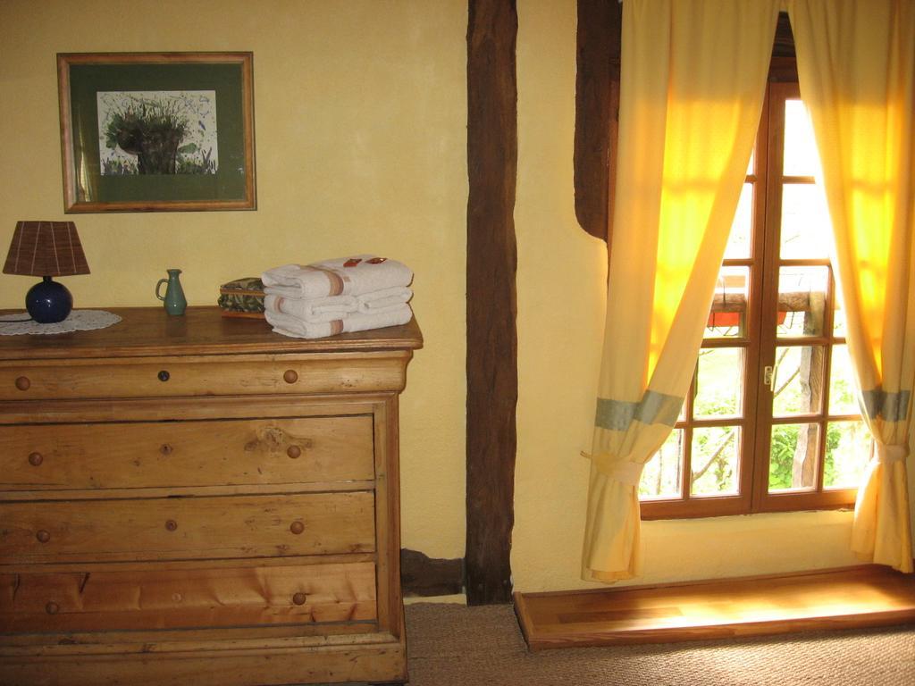 La Boursaie Bed and Breakfast Livarot-Pays-d'Auge Exteriör bild