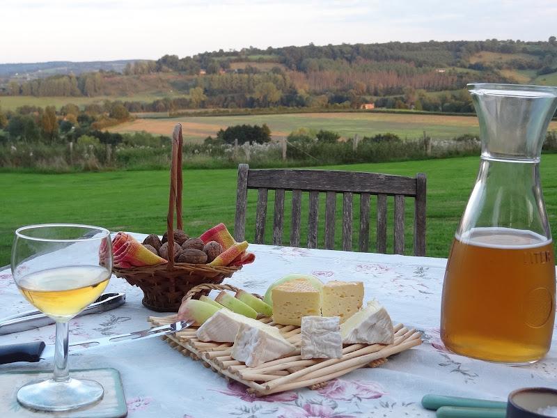 La Boursaie Bed and Breakfast Livarot-Pays-d'Auge Exteriör bild